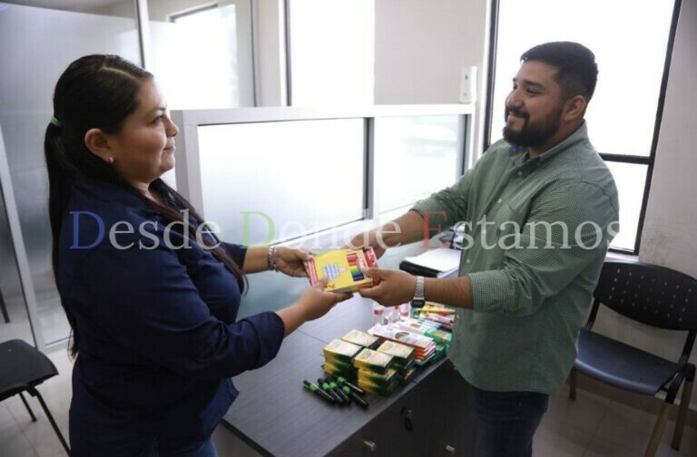 Invita gobierno municipal a donar útiles escolares para estudiantes de bajos recursos