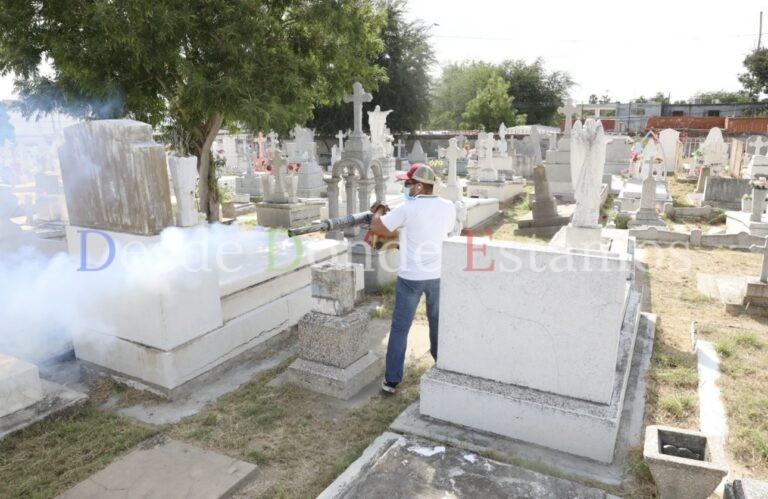 Reporta gobierno municipal panteones limpios y fumigados