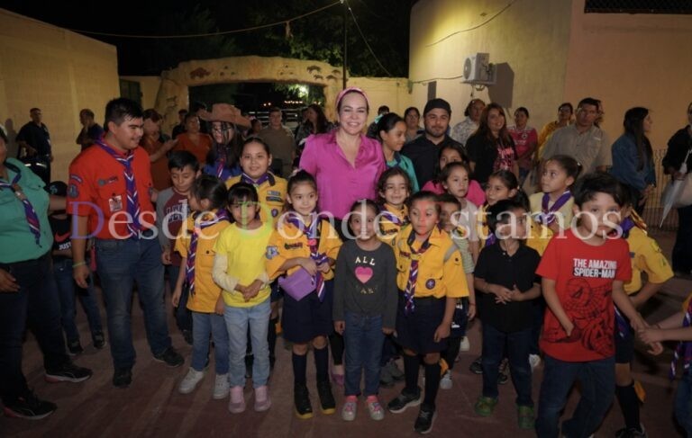 Disfrutan familias y Carmen Lilia de lunada en zoológico de Nuevo Laredo