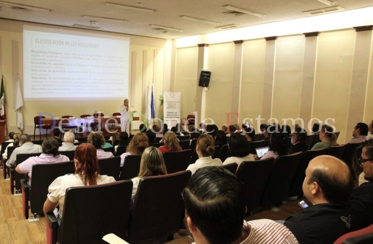 Imparte la UAT taller de mediación a funcionarios del municipio de Madero