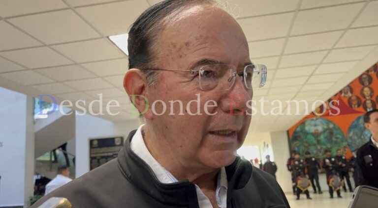 Con becas y créditos educativos buscan evitar deserción escolar