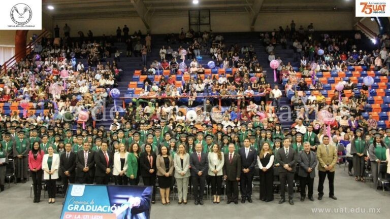 Entrega la FCAV UAT nueva generación de profesionistas