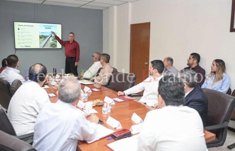 Preside Gattás reunión de consejo de administración de COMAPA