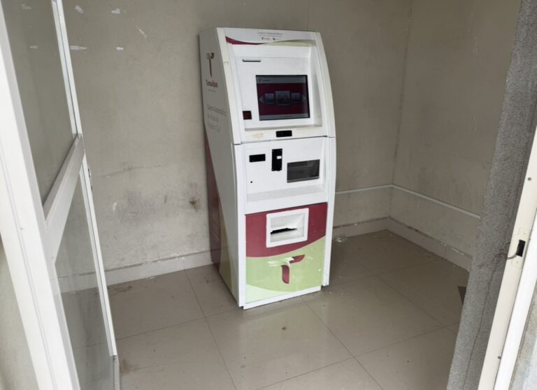 Van primeros diez cajeros automatizados del Registro Civil