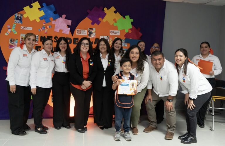 UAT realizó jornada de evaluación para reacreditar carrera de Trabajo Social