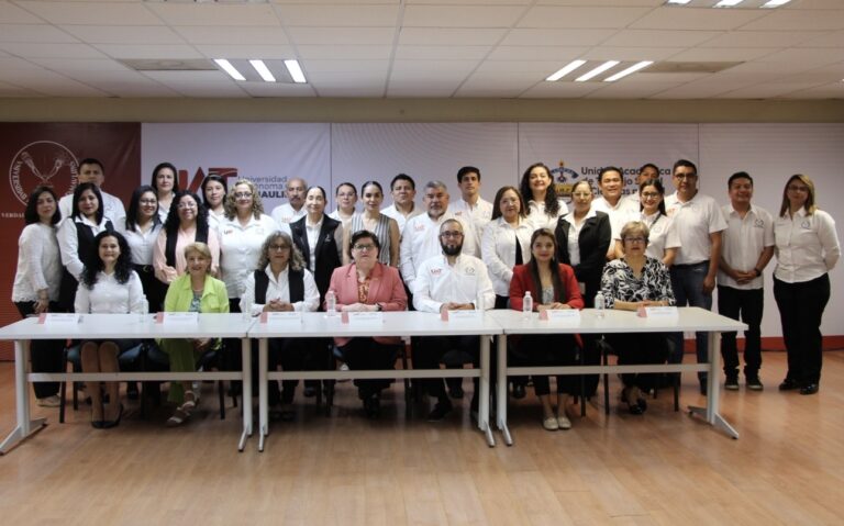 UAT realizó jornada de evaluación para reacreditar carrera de Trabajo Social