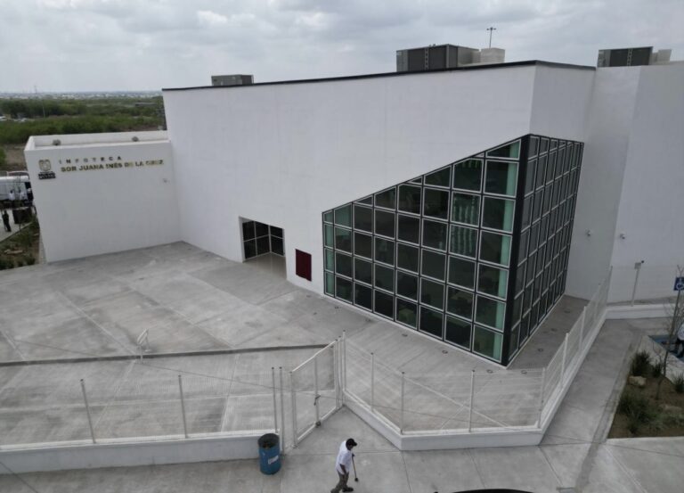 Invita gobierno municipal a visitar nueva Infoteca “Sor Juana Inés de la Cruz”