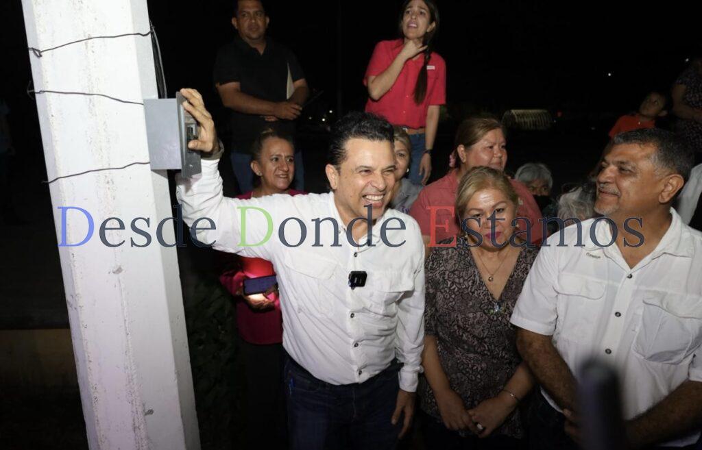 Reinstalan alumbrado en la avenida Venus de la Satélite 2