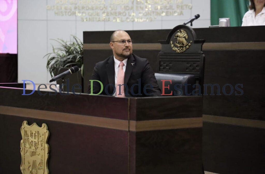 Este gobierno respeta, no dicta línea, no impone, no amenaza, no corrompe: Héctor Villegas