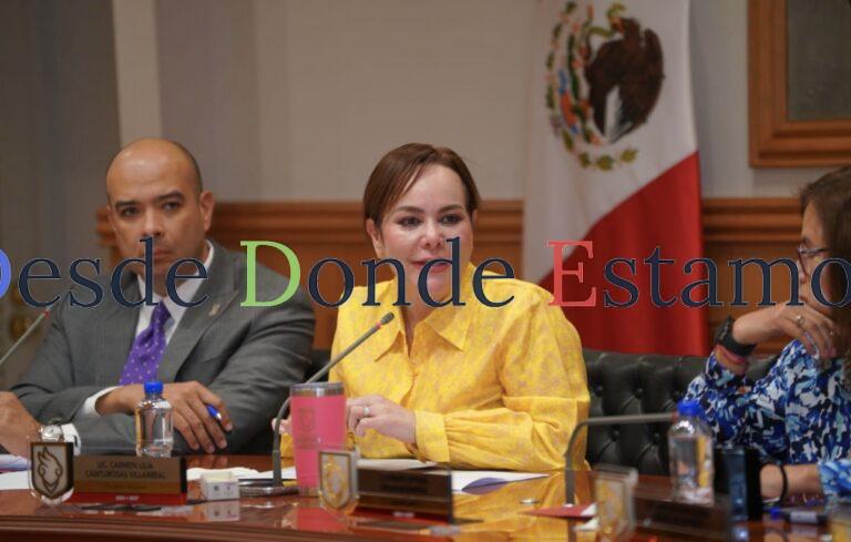 Anuncia Carmen Lilia fechas de entrega de becas municipales