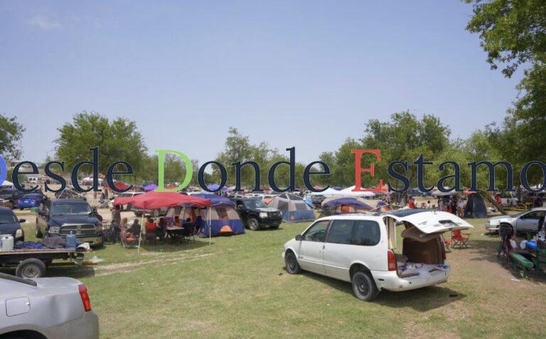 Disfrutan familias palapas CITEV y patinadero