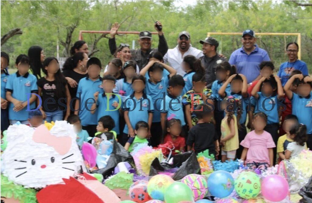Regala CEDES piñatas a niños del ejido La Bartolina