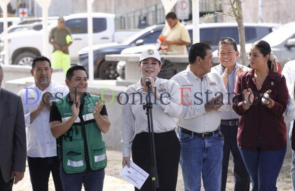 Verifica Carmen Lilia trabajos de rehabilitación del Parque Morelos