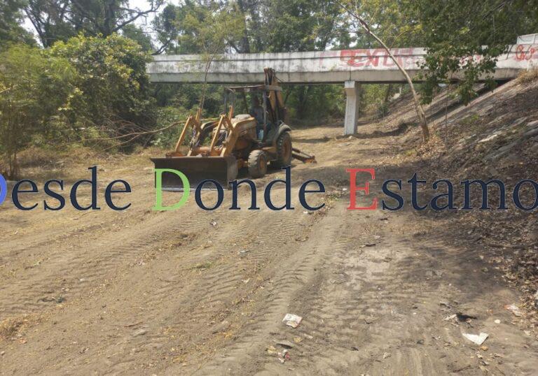 Atiende Municipio petición de usuarios del puente peatonal del 13 boulevard
