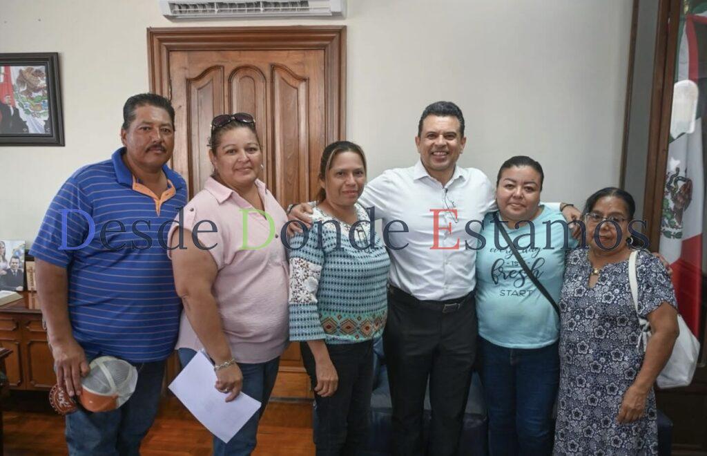 Atiende alcalde a vecinos del ejido Miguel Hidalgo