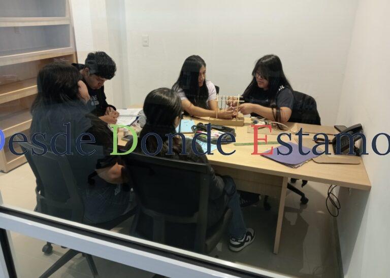 Población escolar aprovecha cubículos de estudio de la INFOTECA