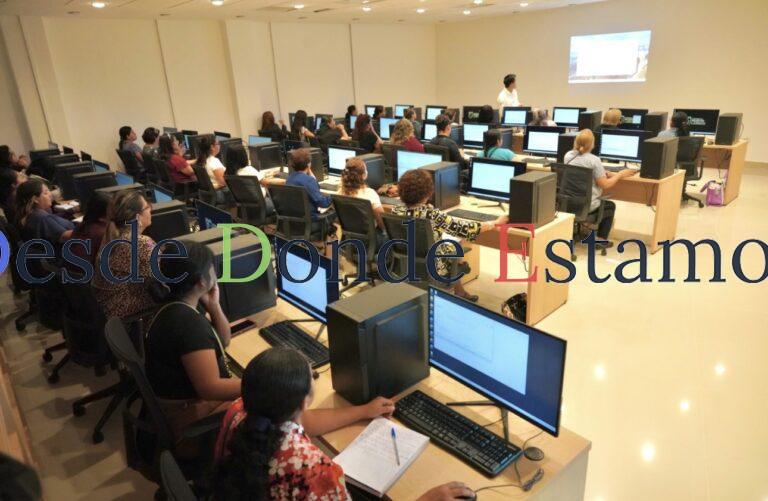 Ofrecen cursos de computación para mujeres en la INFOTECA
