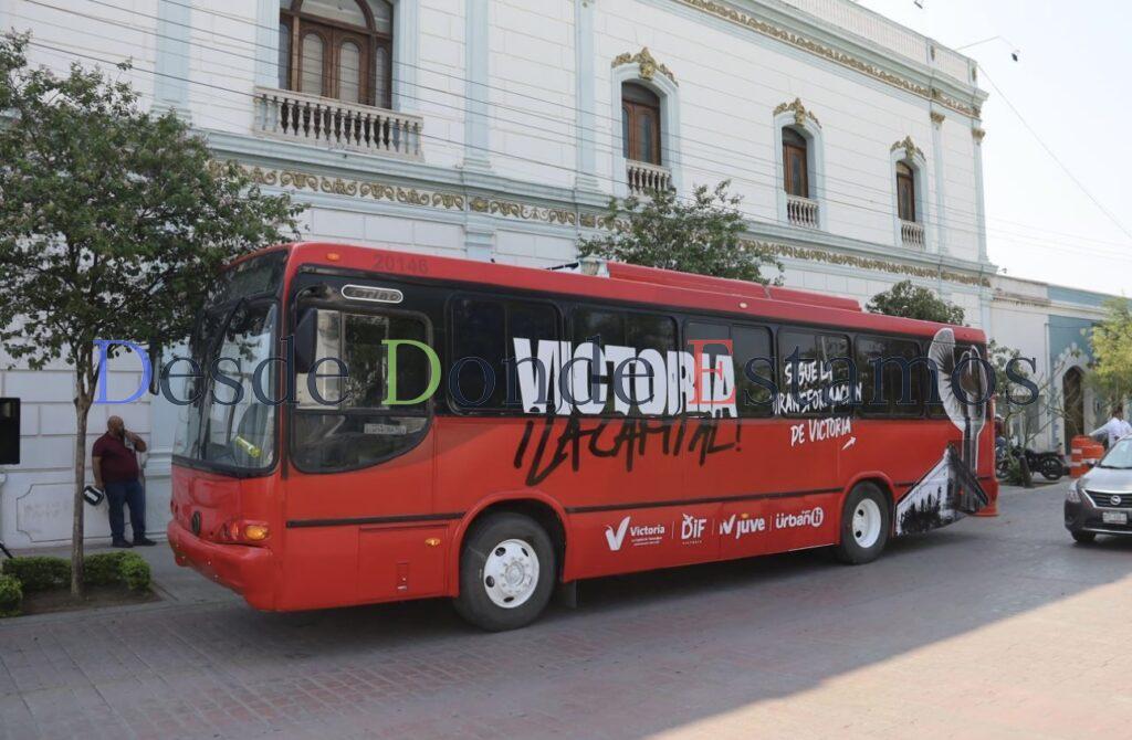 Presentan el “Lalo Bus”, dará transporte escolar gratuito