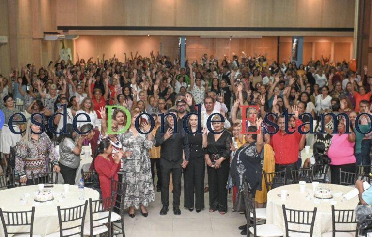 Festejan Lalo y Lucy a las mamás victorenses