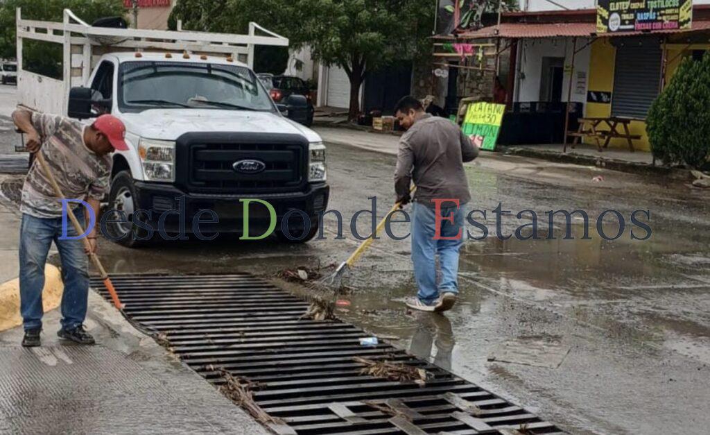 Realiza Ayuntamiento operativo de limpieza de drenes