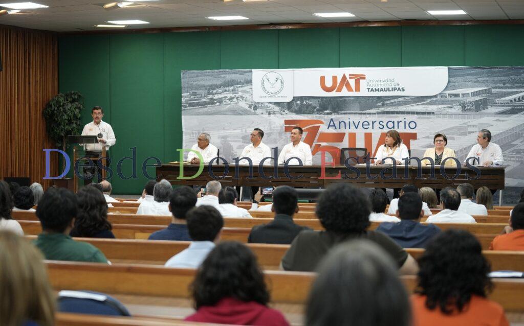 Reconoce UAT la excelencia académica de hijos de docentes