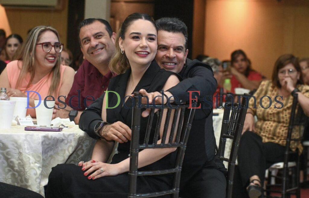 Festejan Lalo y Lucy a las mamás victorenses