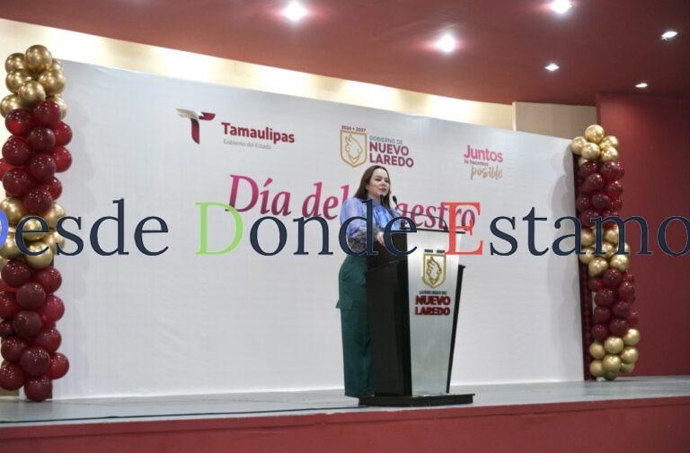 Entrega Carmen Lilia más de 30 mdp en bonos económicos a maestros