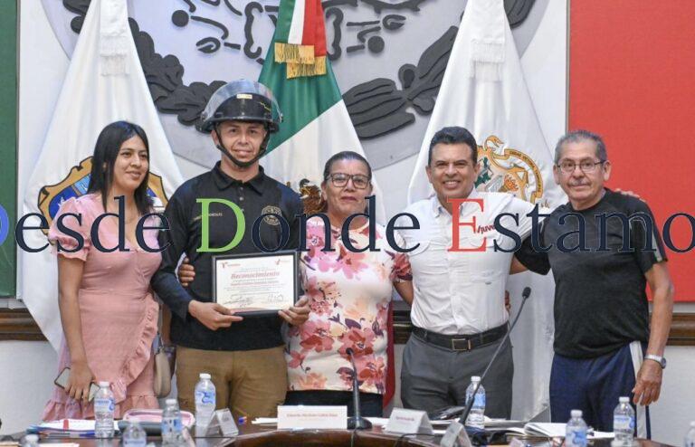 Reconoce Cabildo de Victoria acto heroico de bombero