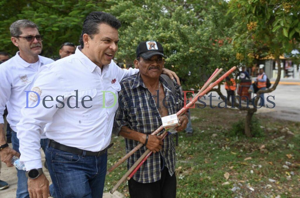 Cuidan y embellecen imagen urbana de Victoria