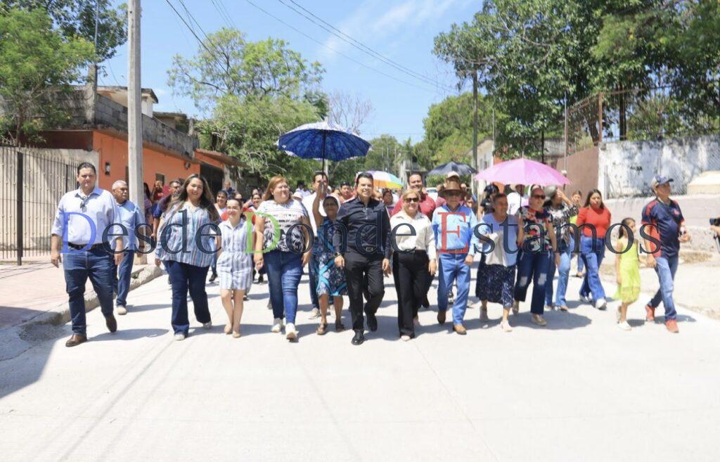 Inaugura alcalde calle de concreto hidráulico en Tamatán