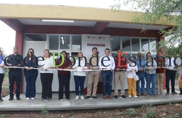 Entrega presidente Gattás aula a secundaria del ejido La Presa