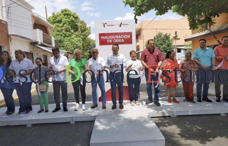 Entrega Municipio calle pavimentada en colonia México