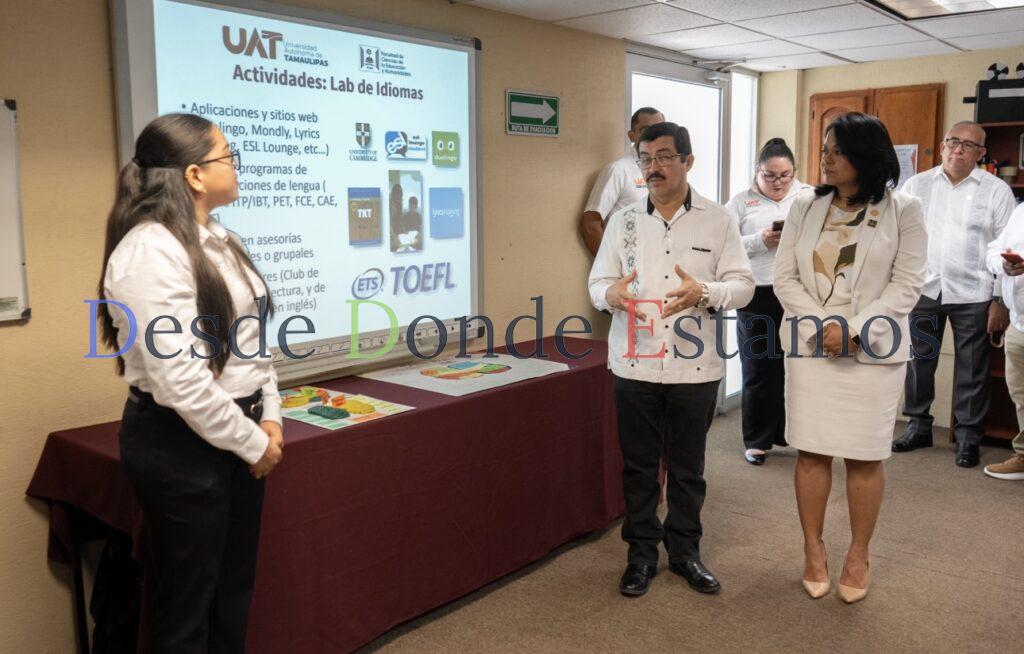 Entrega rector equipamiento en la Facultad de Ciencias de la Educación y Humanidades