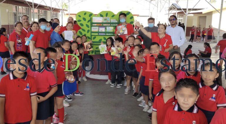 Adolescentes en proceso de reinserción social elaboran y donan libreros