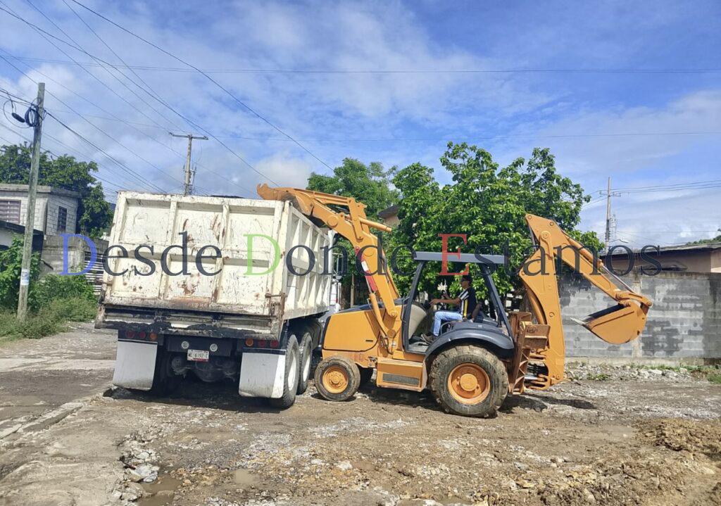 Avanza mejora de calles en Victoria