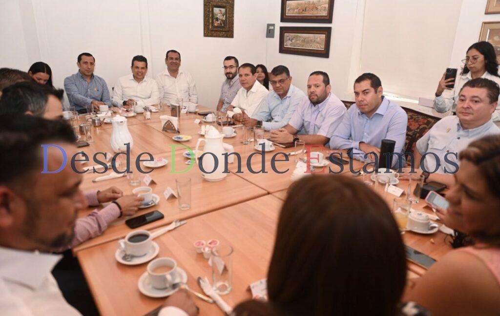 Estrechan lazos de colaboración Gobierno de Victoria y CANACO