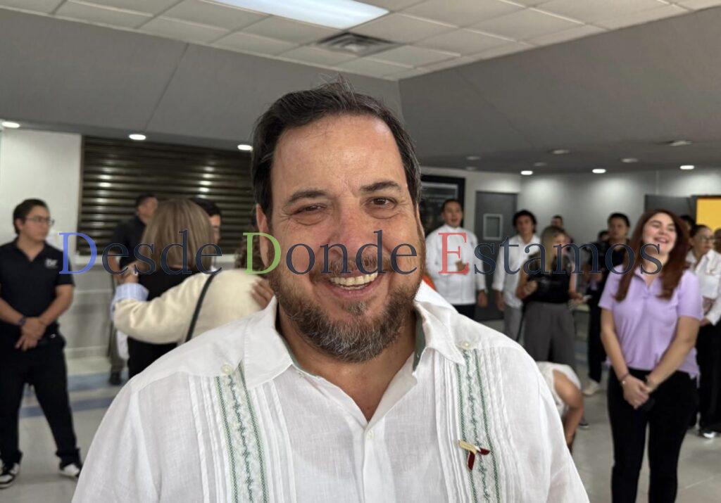 Avanzan escuelas en sacar productos ultraprocesados