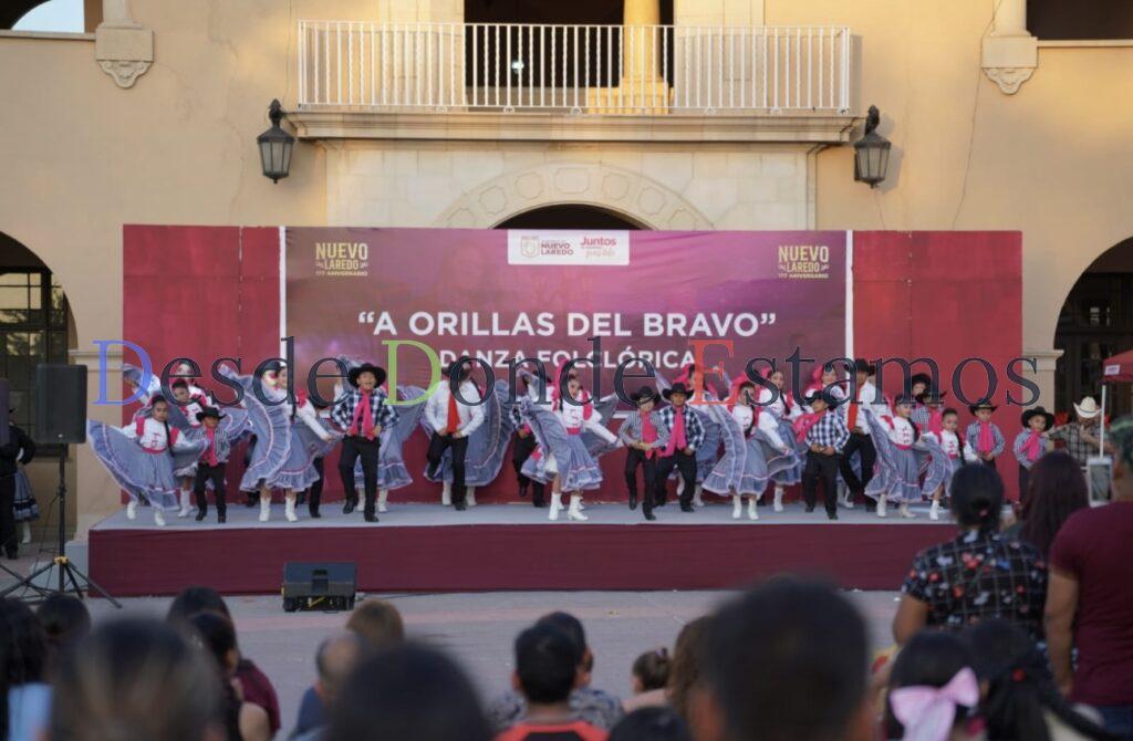 Celebra Nuevo Laredo su 177 Aniversario con colorida muestra de danza folklorica