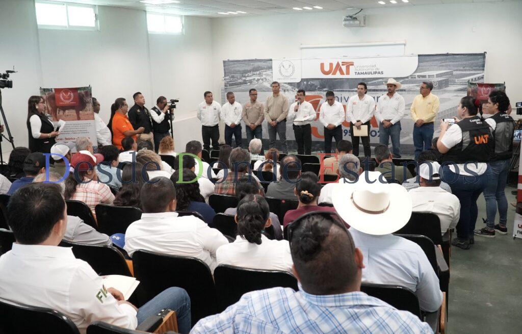 Inaugura Dámaso Anaya curso sobre administración de ranchos