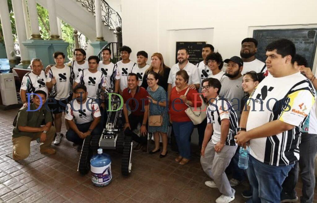 Recibe Cabildo a robot nixito