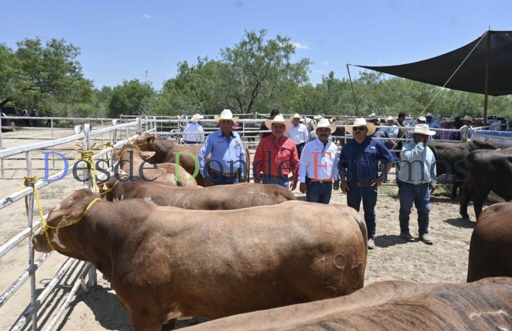 Llevan Programa de Mejoramiento Genético al municipio de Méndez