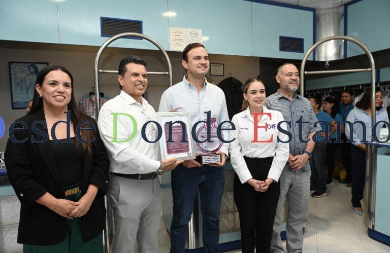 Entrega DIF Victoria insignia a empresa inclusiva