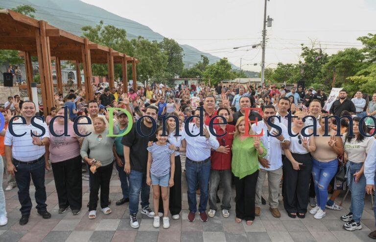 Festejan vecinos de la Ampliación Echeverría a Lalo en su cumpleaños