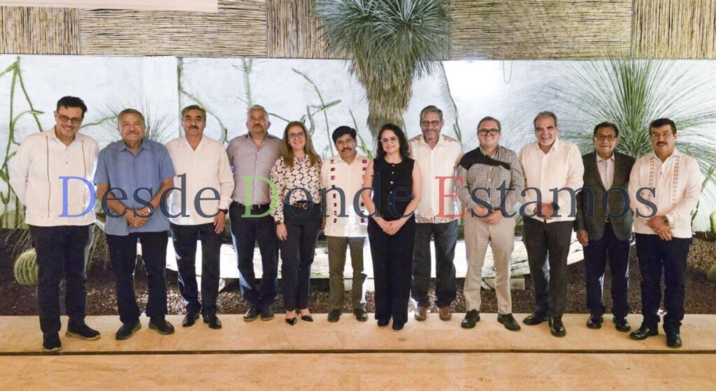 Participa rector en reunión nacional con jurista Hugo Aguilar