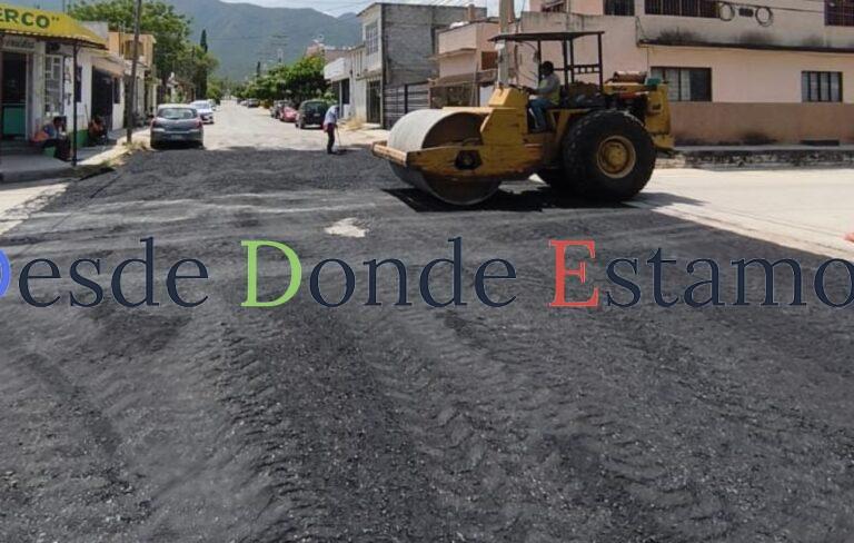 Intensifica Gobierno bacheo en colonias de Victoria