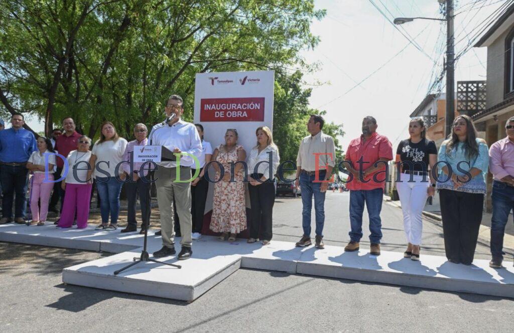 Habitantes de Lomas de Calamaco reciben dos calles más pavimentadas