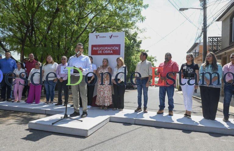 Habitantes de Lomas de Calamaco reciben dos calles más pavimentadas