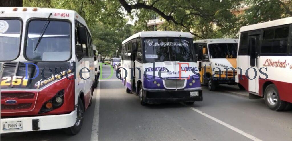 Estudian solución a elevada concentración de micros en el bulevar