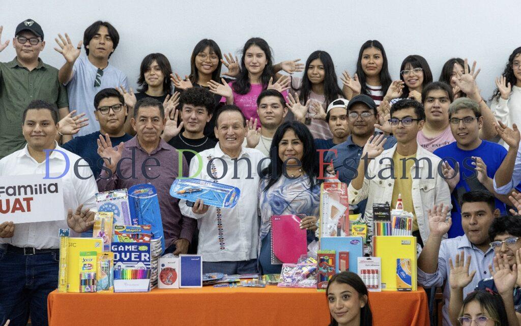Concluye UAT con éxito colecta de útiles escolares