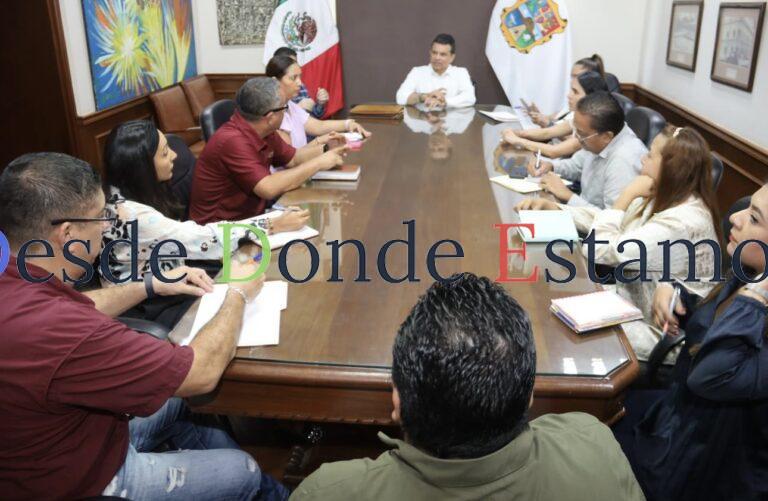 Sostiene alcalde Lalo Gattás reunión de trabajo con Gabinete Económico